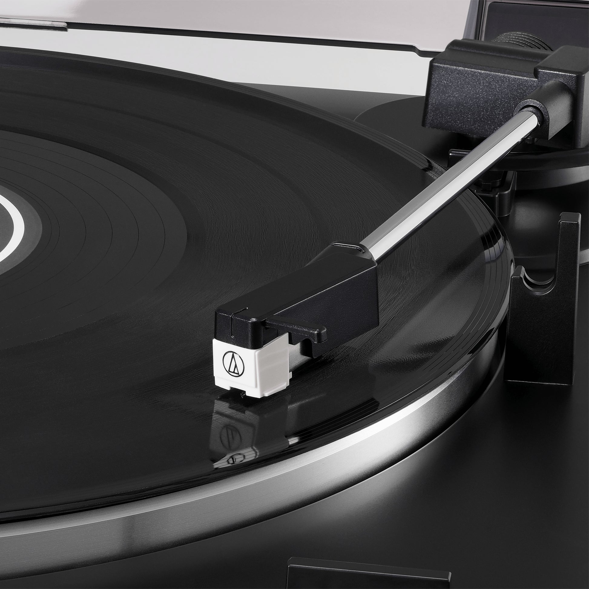 Audio-Technica AT-LP60XBK – Plattenspieler – Stationär – Phono-Vorverstärker – Schwarz