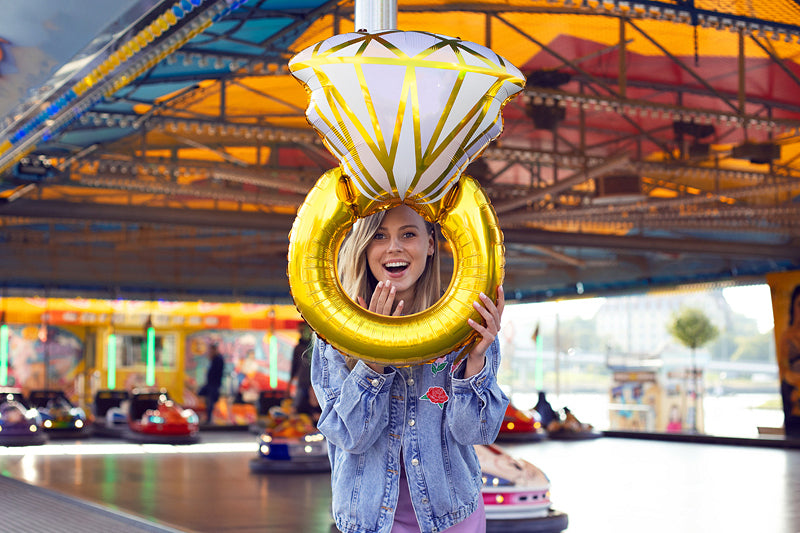 PartyDeco Folienballon Ring – mehrfarbig – 60 × 95 cm – 1 Stk