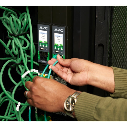 APC NetShelter Advanced Rack-PDU 34,6 kVA – Geschaltet – 0U Vertikal – 48 Ausgänge (C13/C15/C19/C21)
