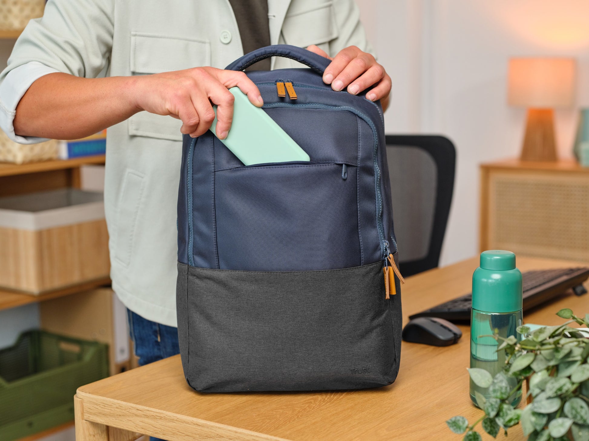 Trust Lisboa Notebook-Rucksack – für Notebooks bis 16", 23 l, recyceltes PET (rPET), blau