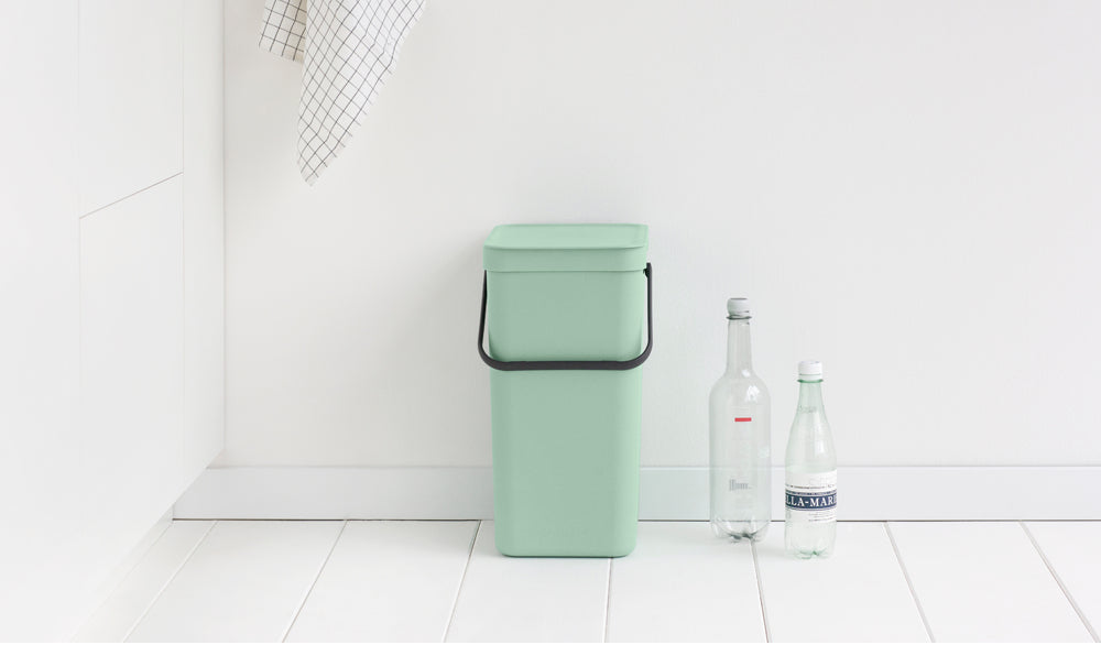 Brabantia Recyclingbox Sort & Go – 16 l – Kunststoff, rechteckig – hellgrün