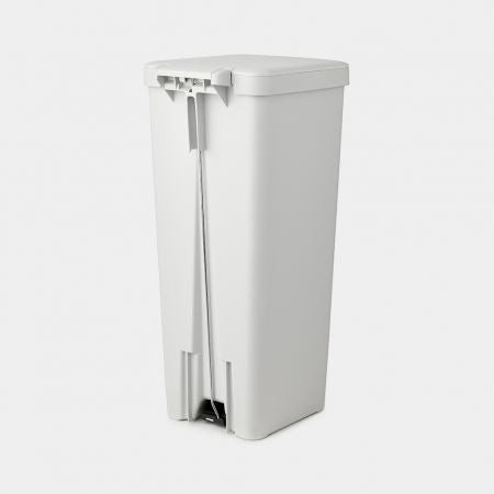 Brabantia StepUp Papierkorb – 40 l – Kunststoff, Hellgrau – B × H × T 352 × 666 × 280 mm