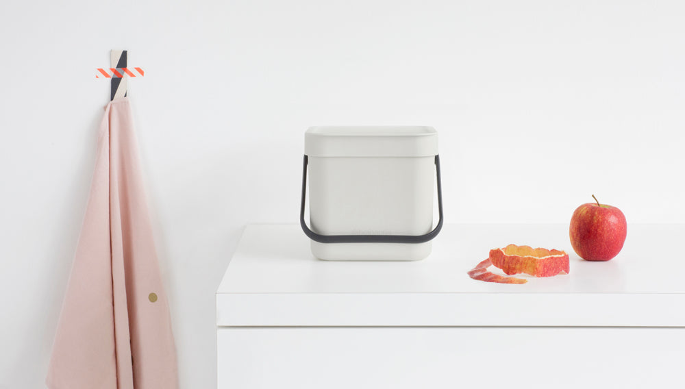 Brabantia Komposteimer – 6 l – Kunststoff, rechteckig – hellgrau