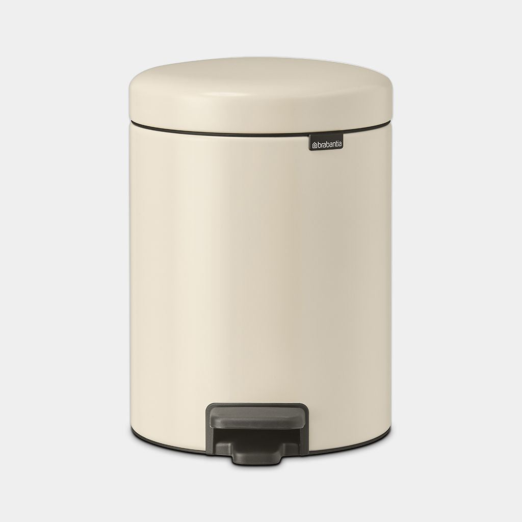 Brabantia NewIcon Treteimer – 5 l – Edelstahl, Rund – Beige