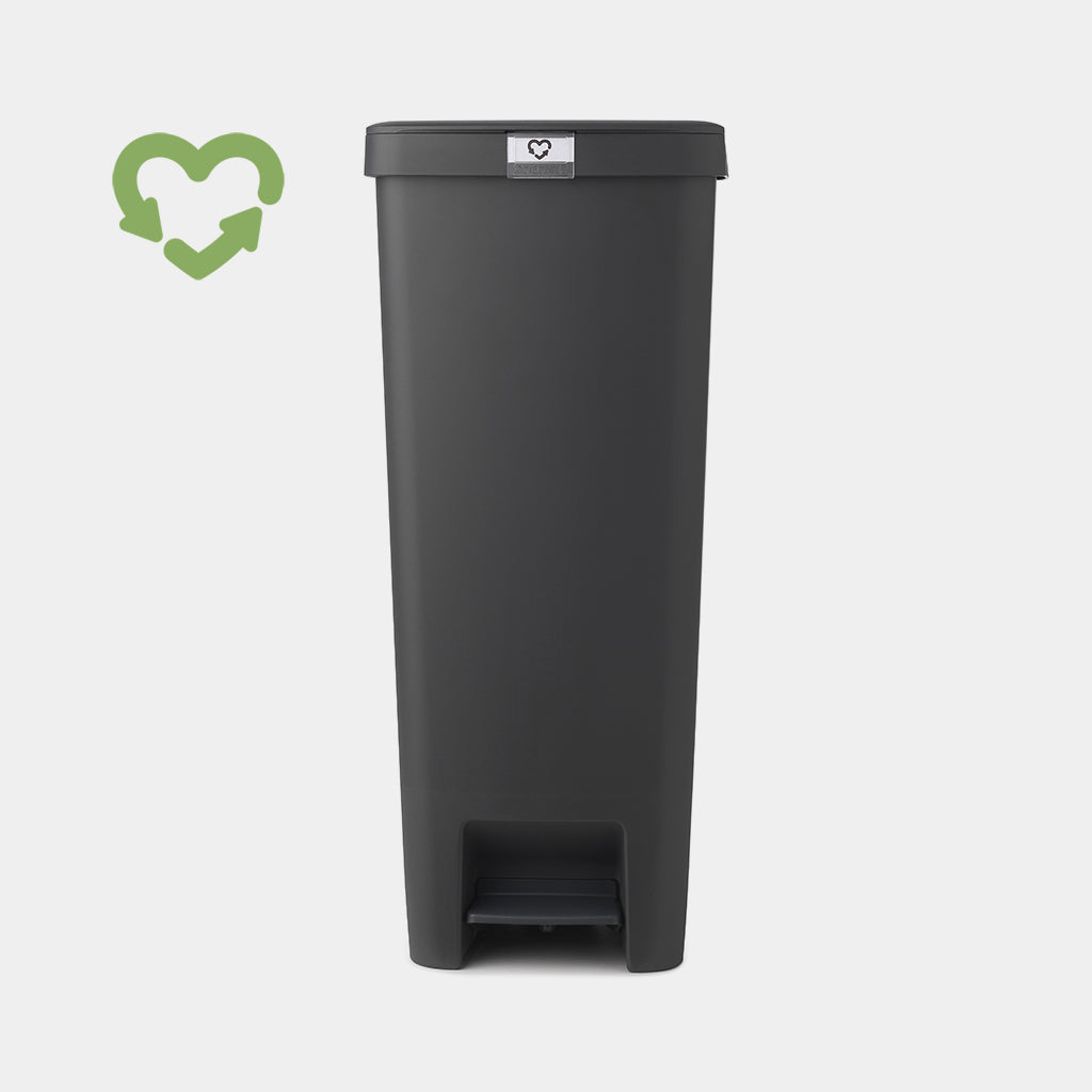 Brabantia StepUp Papierkorb – 40 l – Kunststoff, Dunkelgrau – B × H × T 352 × 666 × 280 mm
