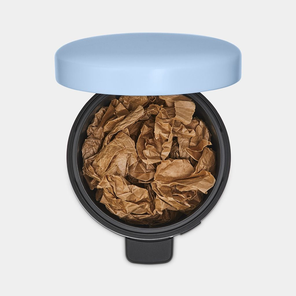 Brabantia NewIcon Treteimer – 5 l – Edelstahl, Rund – Blau
