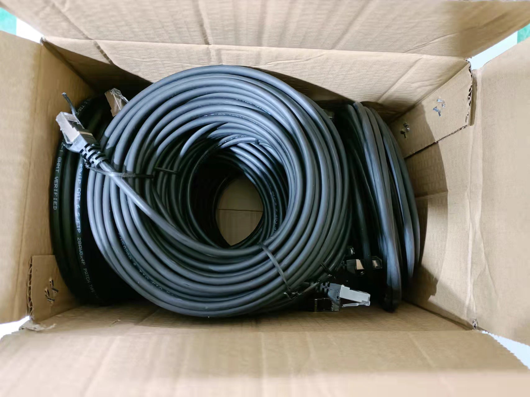 Equip Patchkabel – Cat6 S/FTP, 3 m, Schwarz, LSZH, 50er-Pack, RJ-45