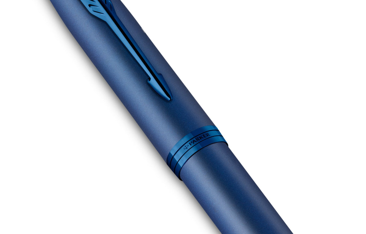 Parker IM Monochrome – Tintenroller, mit Kappe, 0,5 mm, schwarz, für Linkshänder