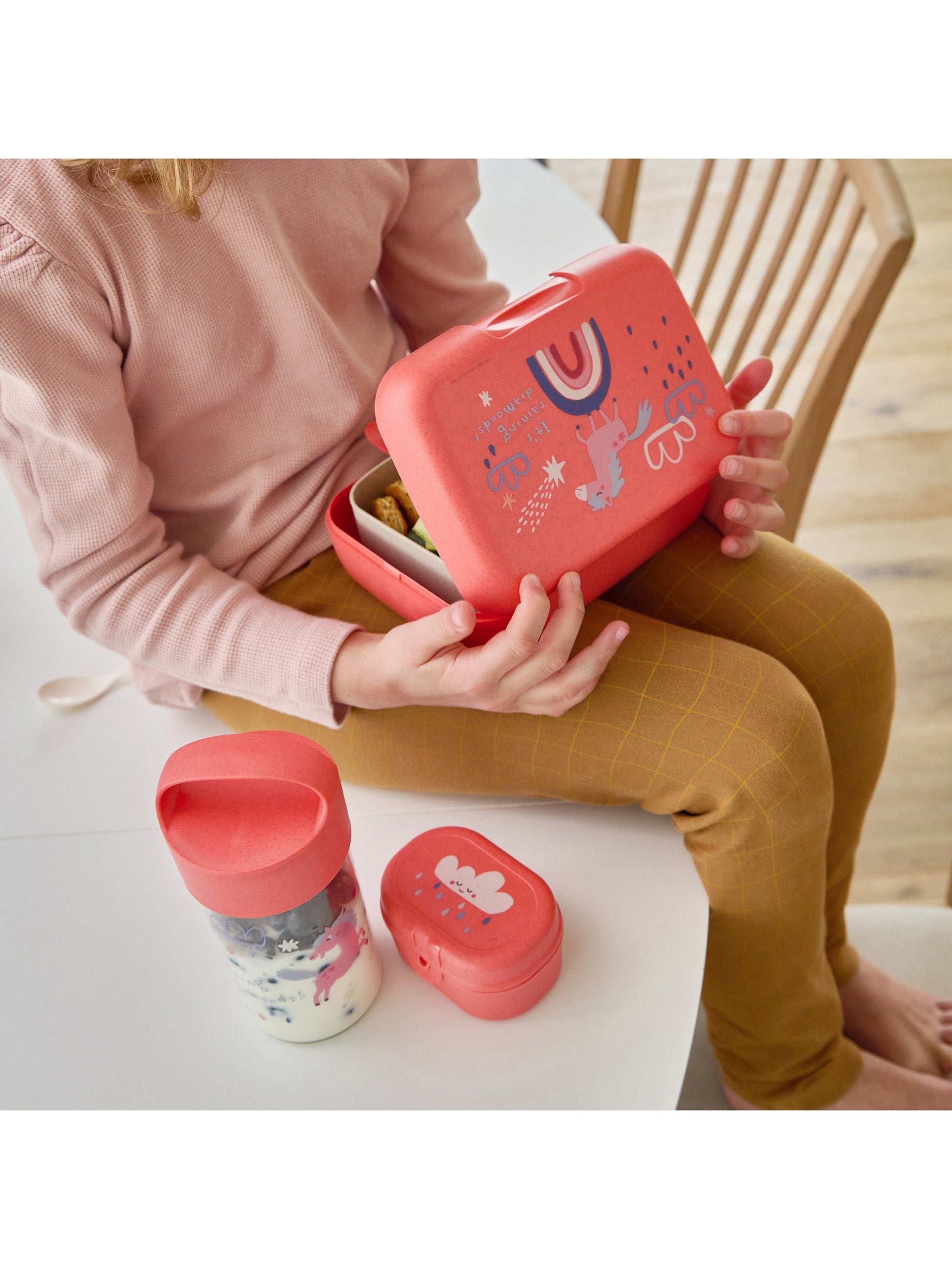 koziol Lunchbox 19 × 13,5 × 6,5 cm, Kunststoff (biozirkulär), mehrfarbig, Motiv Pferde, mit Trennschale