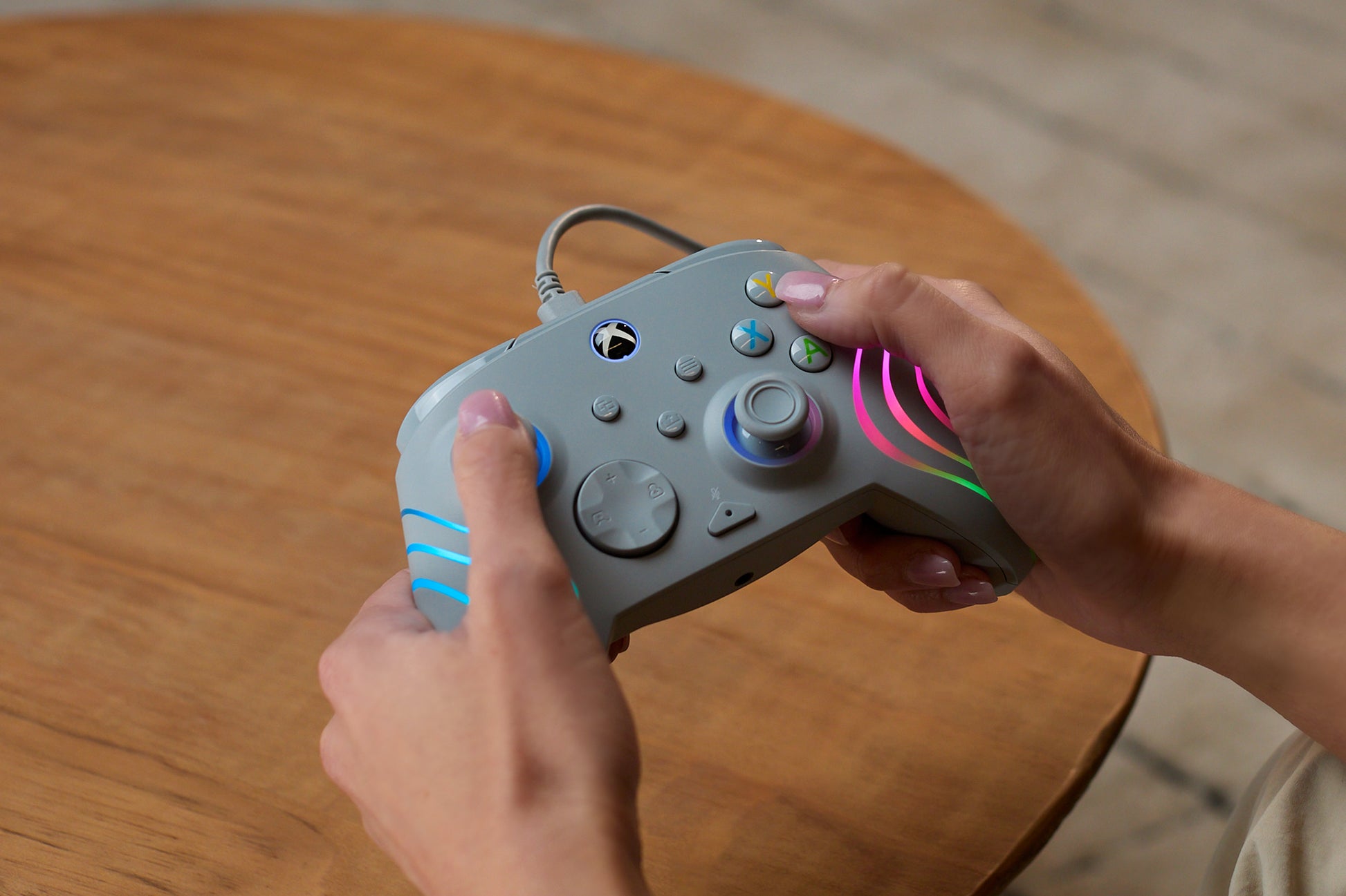 Turtle Beach Afterglow Wave – Gamepad – USB (USB-C), RGB, Hall-Effekt-Trigger – für Xbox & PC, Grau