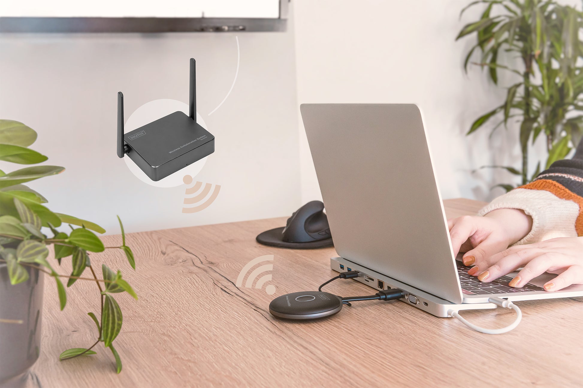Digitus Sender – 1920×1080, kabellos, HDMI – für Click & Present Pro (DS-55317) – Grau/Schwarz, ABS