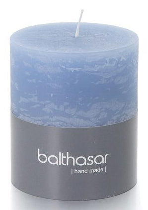 Balthasar Zylinderkerze – Ø 7 × 8 cm – Paraffin, blau – ca. 35 h