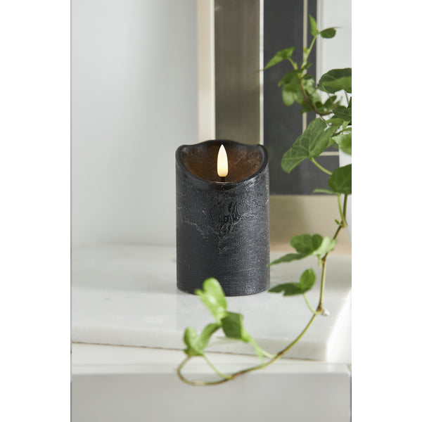 Star Trading LED-Säulenkerze Flamme Rustic – Ø 7,5 × 12,5 cm, 0,03 W, warmweiss, schwarz, flackernd, Timer 6/1