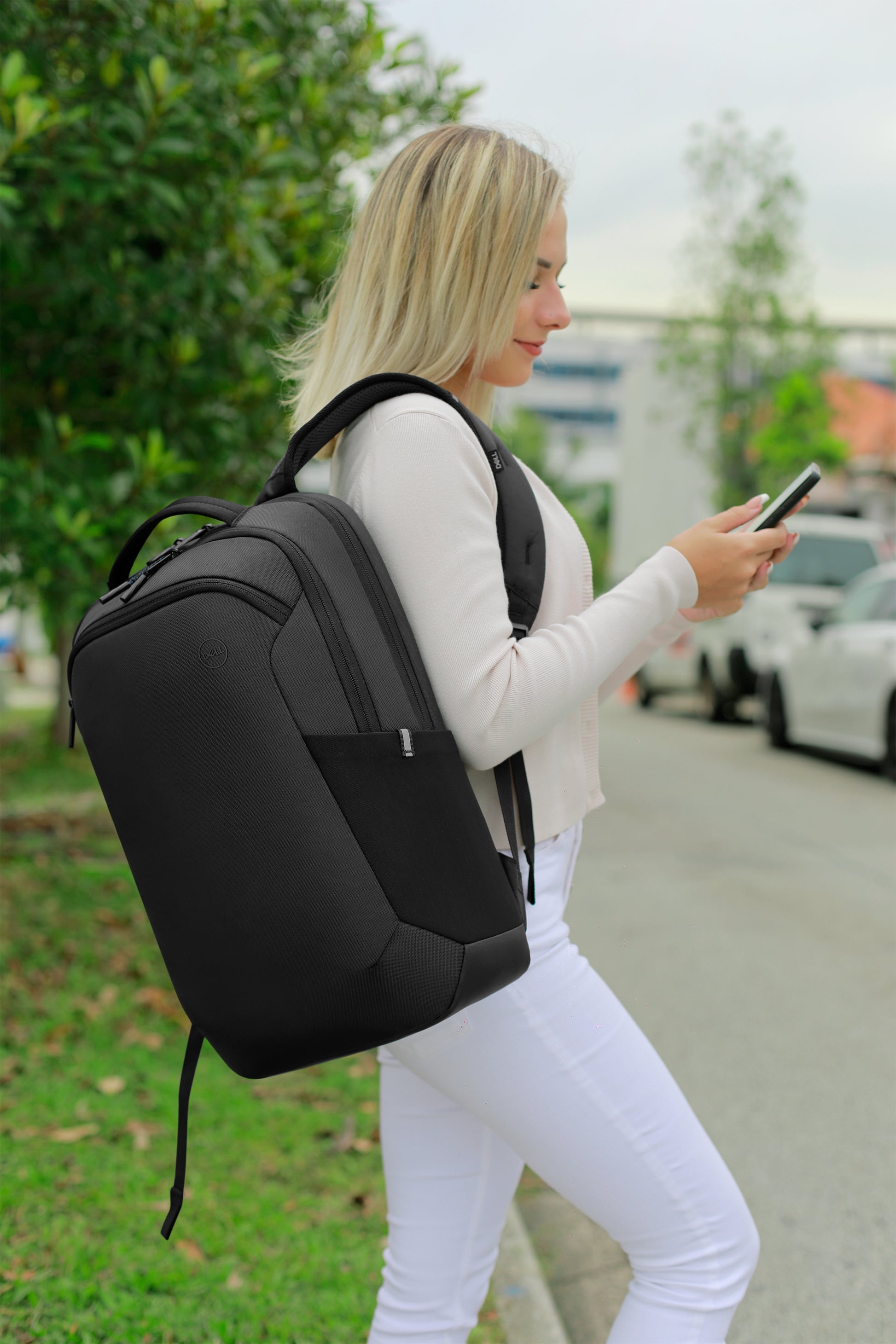 DELL Pro Plus EcoLoop Notebook-Rucksack für Dell-Notebooks bis 15,6" – Wasserfest, Tablet-Fach – Schwarz
