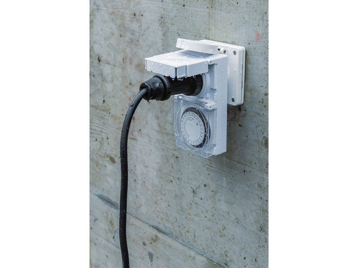 Max Hauri AG Max Hauri Zeitschaltuhr (DIN-Schiene) – mechanisch, 24 h, IP55 – 166222