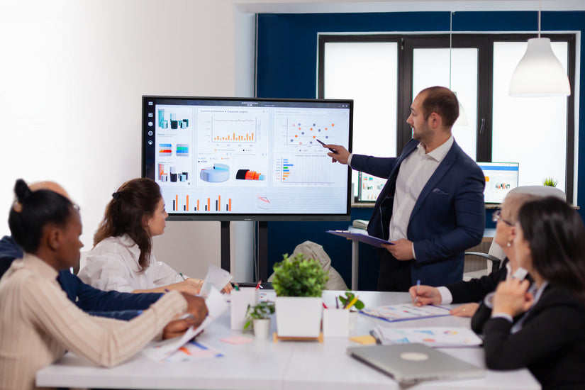 Sharp PN-L652B – 65" 4K Ultra HD Interaktives Display (Touch), 350 cd/m² – Schwarz