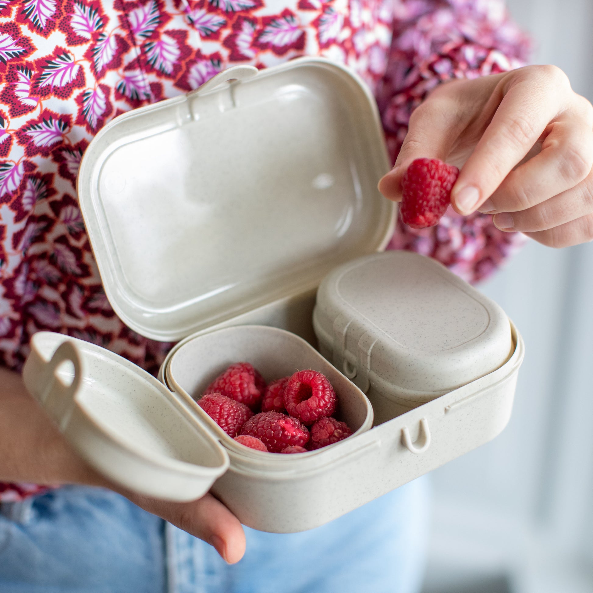 Koziol Pascal ready mini – Lunchbox 10,8 × 15,1 × 6 cm, Biokunststoff, BPA-frei, 3-teilig