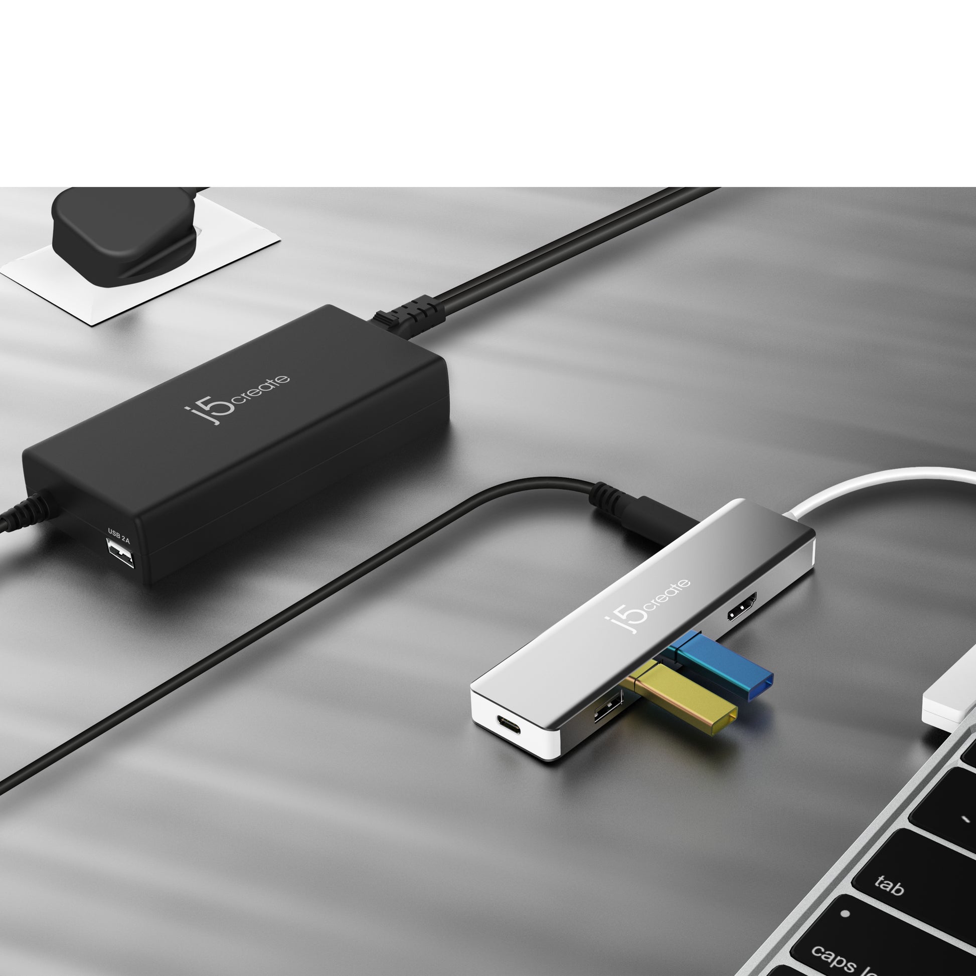 j5create Ladegerät (UK) – 100 W, USB-C, PD