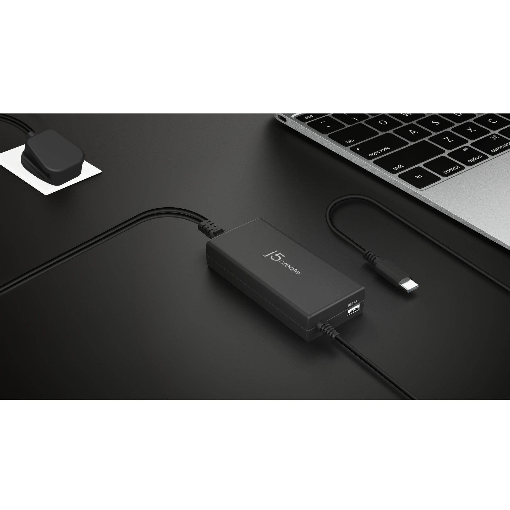 j5create Ladegerät (UK) – 100 W, USB-C, PD