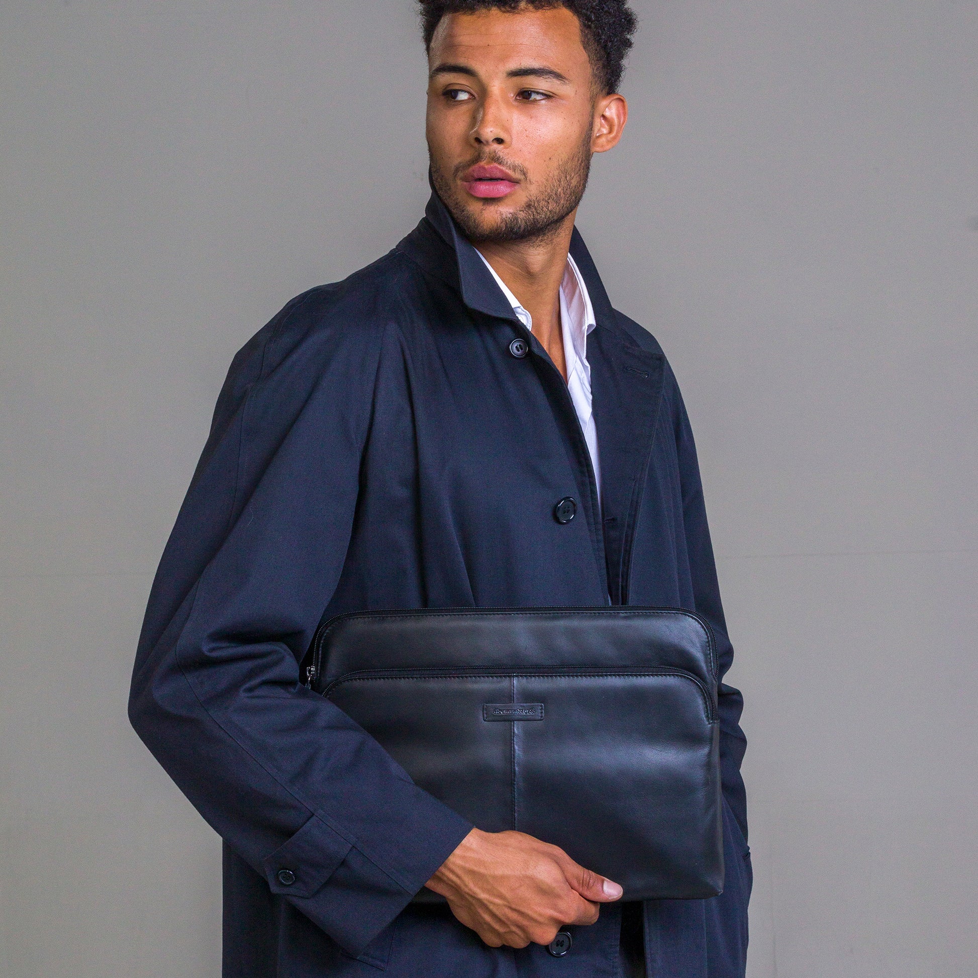 dbramante1928 Skagen Pro+ Notebook-Schutzhülle für MacBook Pro 14" – Schwarz