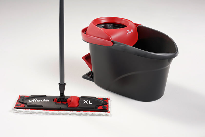 Vileda UltraMat XL Komplettbox Turbo – Bodenwischer-Set – Wischbreite 42 cm, Teleskopstiel, Rot