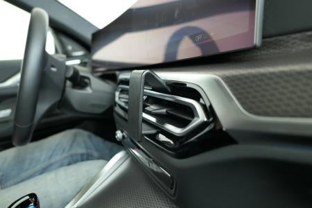 Brodit Auto-Halterung, Clip-Montage – für BMW 3er (G20/G21, 2023–2024, LHD) – Schwarz, ABS