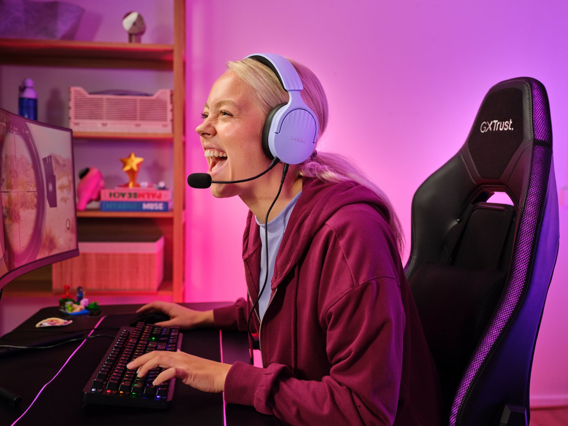 Trust GXT489 FAYZO Gaming-Headset – On-Ear, Stereo, Kabelgebunden, 3,5 mm Klinke, Violett