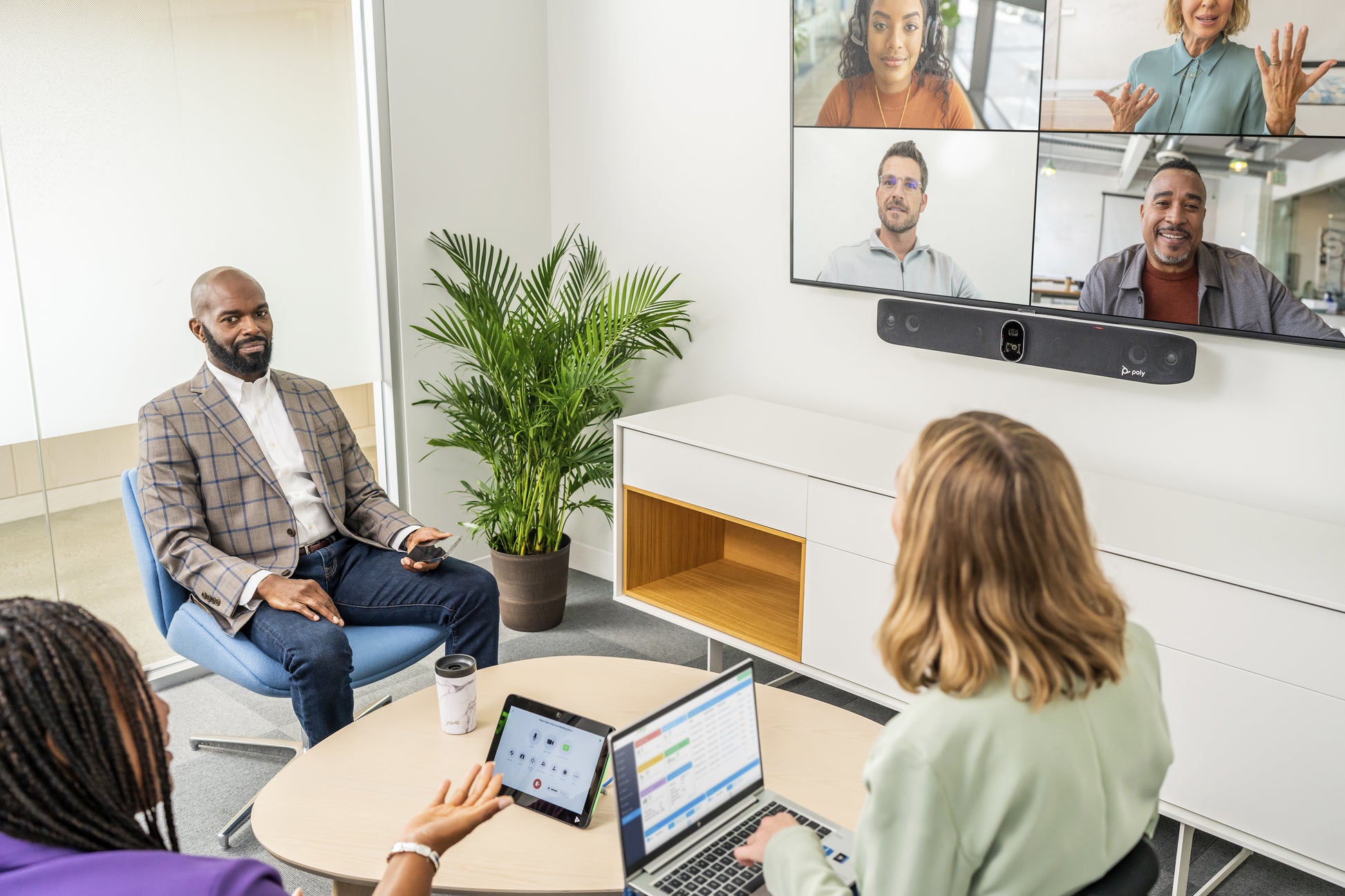 Poly X70 – Videobar