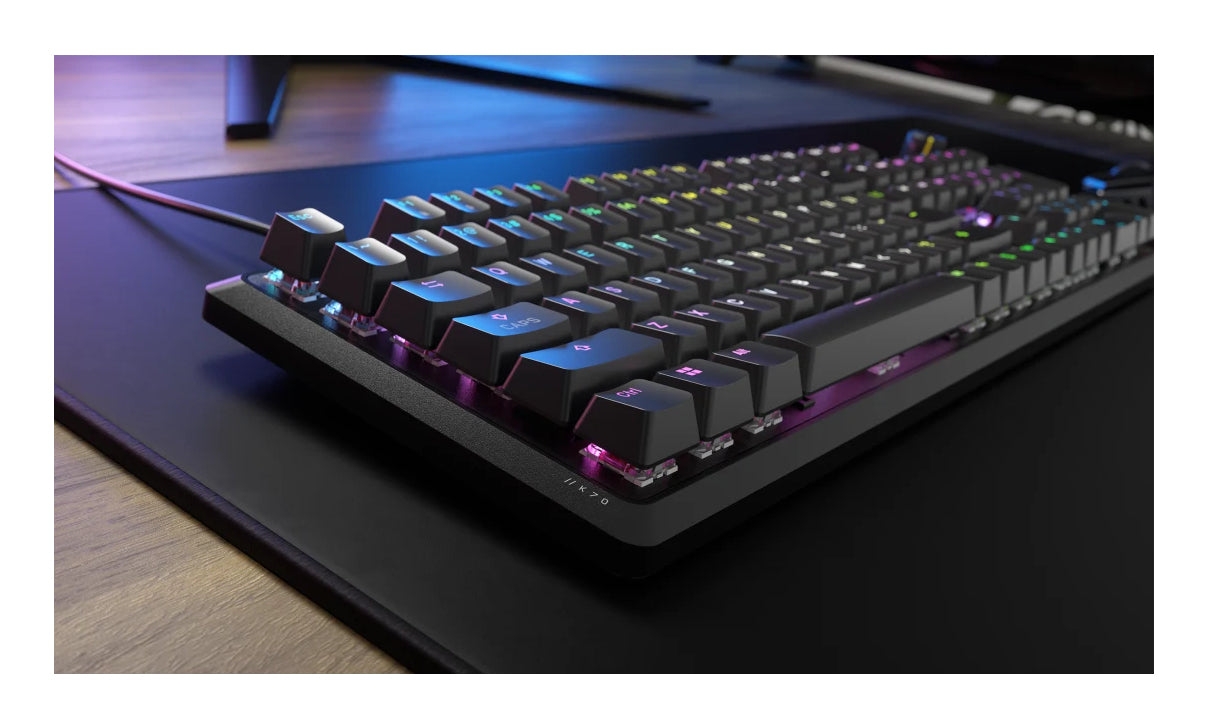 Corsair K70 CORE RGB – Gaming-Tastatur – Mechanisch (CORSAIR MLX Red) – Kabelgebunden (USB-C) – QWERTZ (CH)