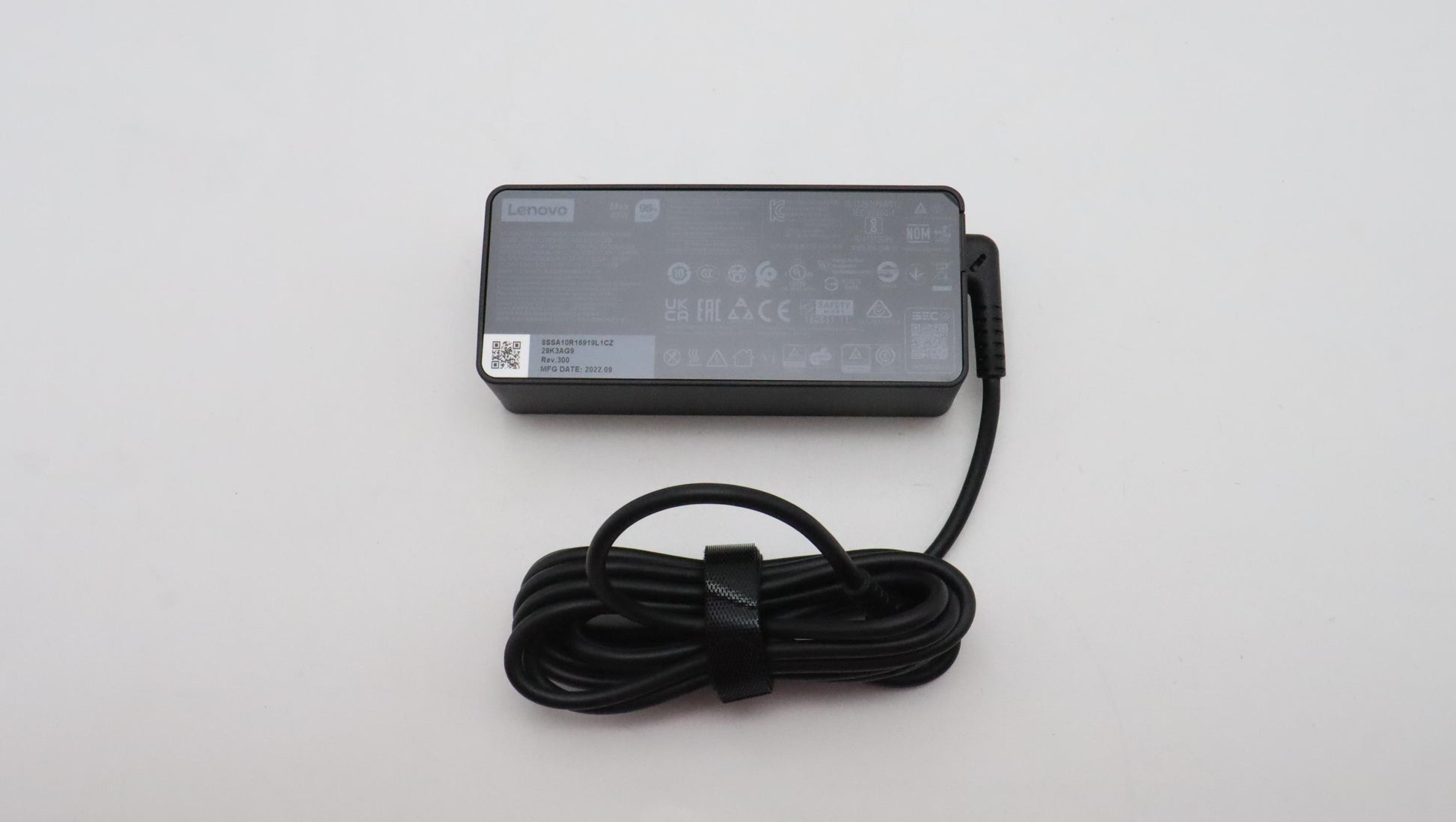 Lenovo 5A10W86252 Netzteil 65 W – 5–20 V, 3,25 A – für Lenovo-Notebooks – Schwarz