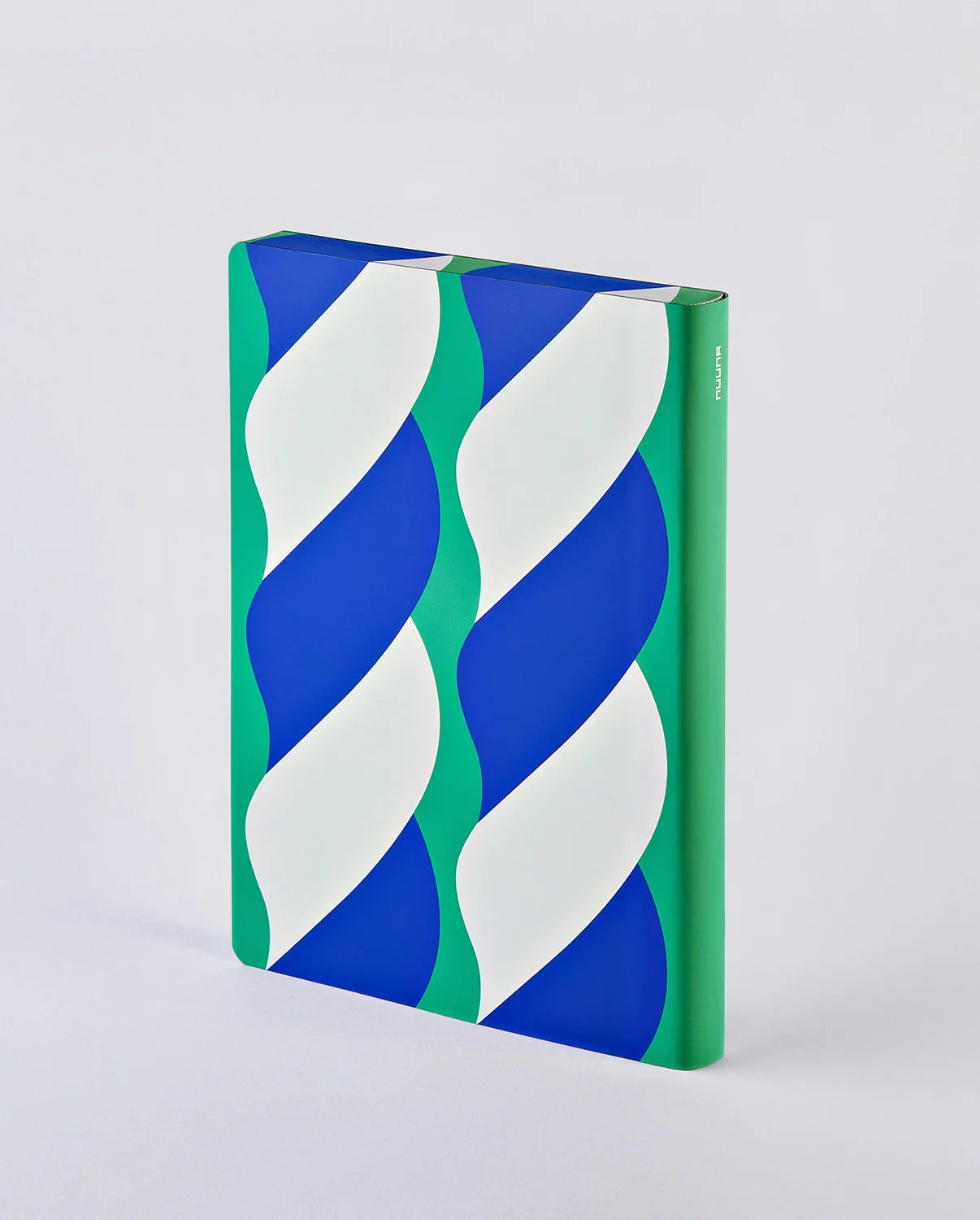 nuuna Notizbuch – 165 × 220 mm – 120 g/m² – Softcover, Fadenheftung, nummerierte Seiten – mehrfarbig