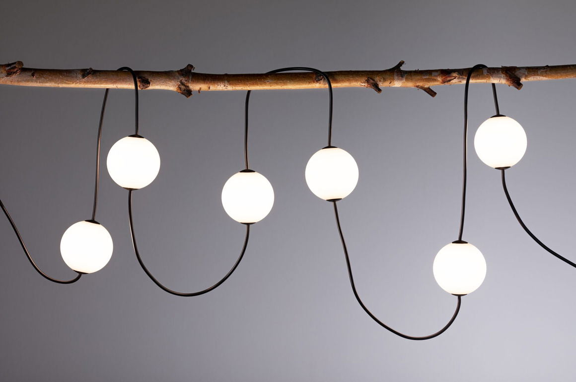 Paulmann Lichterkette – 180 lm, 1,8 W – Warmweiss, 3000 K – IP67 – Solarbetrieb – Schwarz – Kunststoff