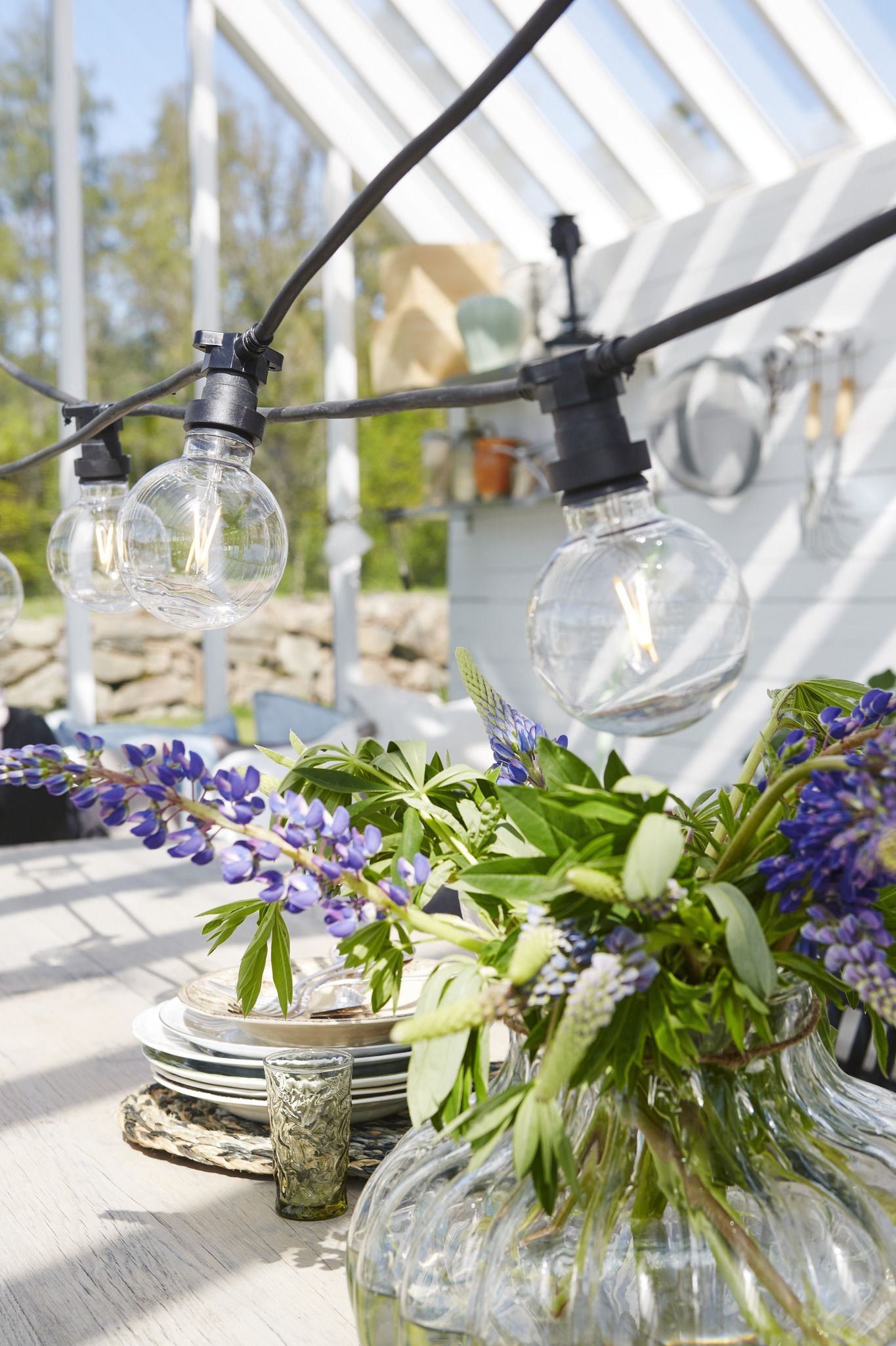 M. Schönenberger Schönenberger Lichterkette SOLO – 20 m – 20 W – IP44 – Netzbetrieb – 20 Lampen – Schwarz