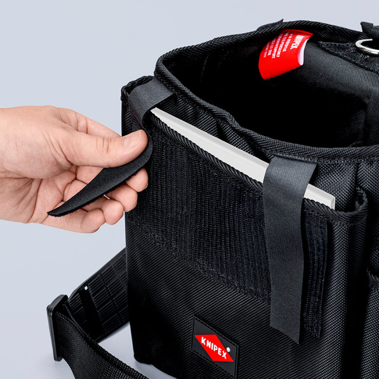 Knipex 00 50 51 T LE Werkzeugrucksack 17 l – leer, mit Schultergurt, schwarz, B 250 × H 470 × T 150 mm