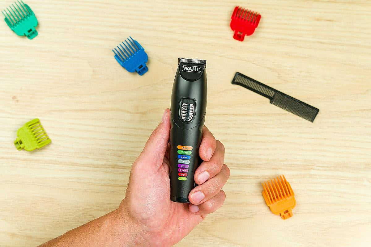 Wahl Barttrimmer Color Trim Adv. – Akku 240 min, 1,5–13 mm, 8 Längenschritte – schwarz