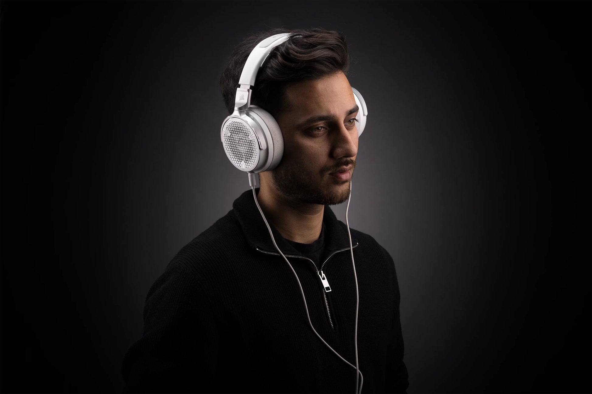 Corsair Virtuoso Pro – Duo Headset, Over-Ear – 3,5 mm Klinke, abnehmbares Mikrofon – Weiss – für PC