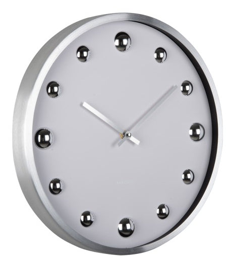 Karlsson Shiny Dots Wanduhr – Analog, Ø 35,5 cm, Weiss, Aluminium