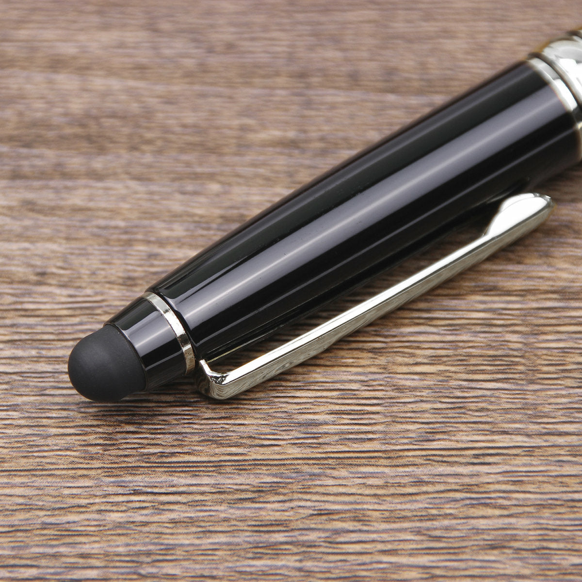 4smarts Eingabestift für Smartphone und Tablet – 2-in-1, mit Clip – Silber