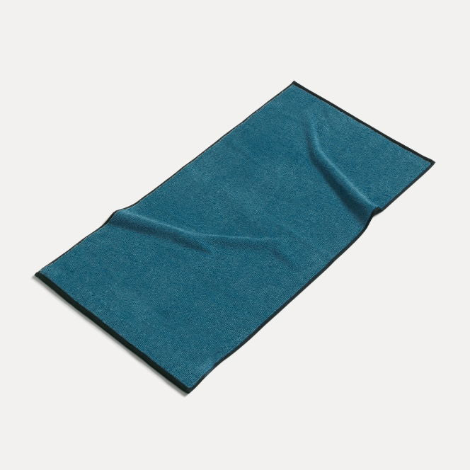 Möve Duschtuch Tide Doubleface – 67 × 140 cm, Dunkelblau/Türkis, 100% Baumwolle, 520 g/m²