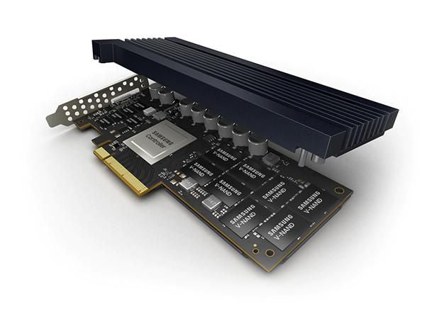 Samsung PM1735 – NVMe PCIe 4.0 x8, 1,6 TB (HH/HL), 7000/2400 MB/s – für Server/Arbeitsstation