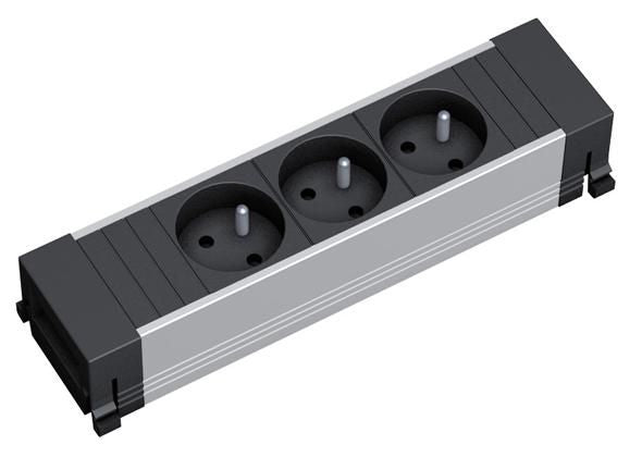 Bachmann Power Frame – Steckdosenleiste, 3× UK 90°, 0,10 m, Stecker GST18, 3,15 A