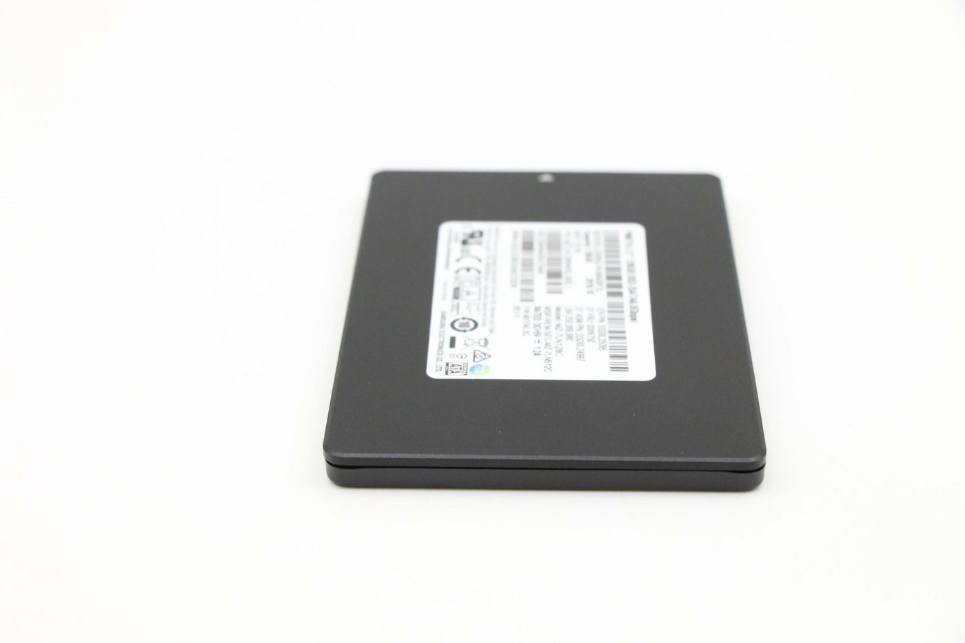 Lenovo FRU00HT951 – 128 GB 2,5" SATA SSD, 7 mm