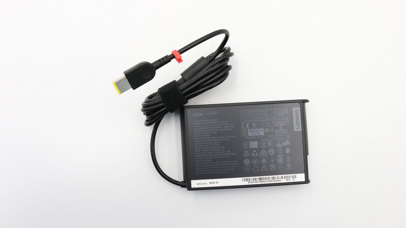 Lenovo Slim Netzteil 135 W – 20 V DC, 3-polig (WW)