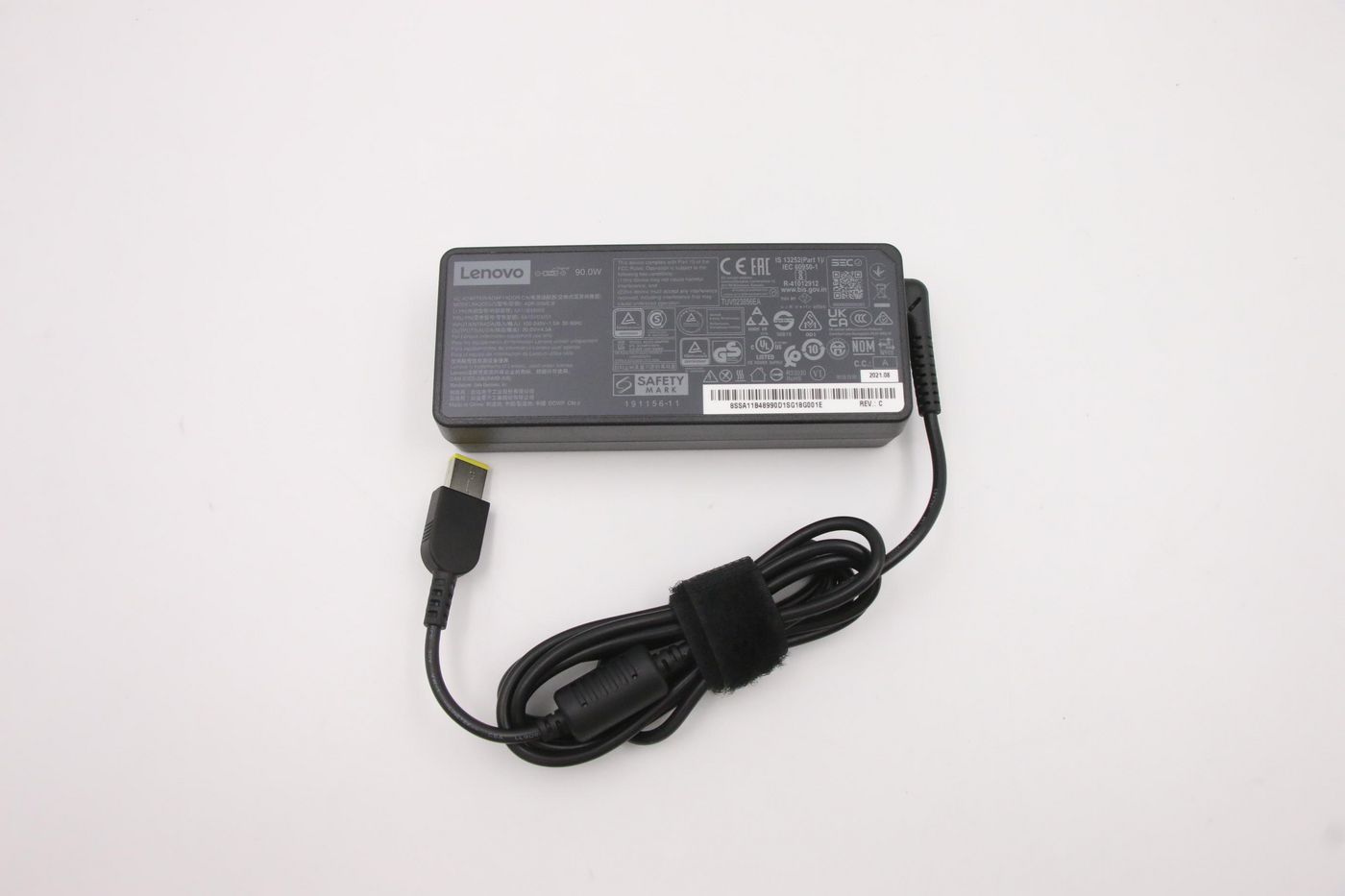 Lenovo 5A10V03251 Netzteil 90 W – 20 V/4,5 A, 100–240 V 50/60 Hz – für Lenovo-Notebooks – schwarz
