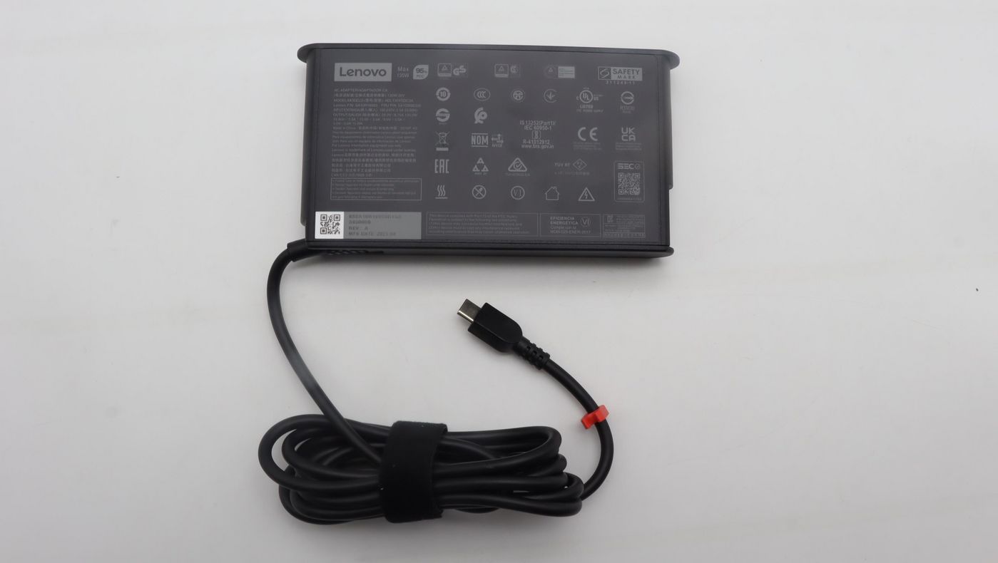 Lenovo Netzteil – 135 W, Mehrfachspannung