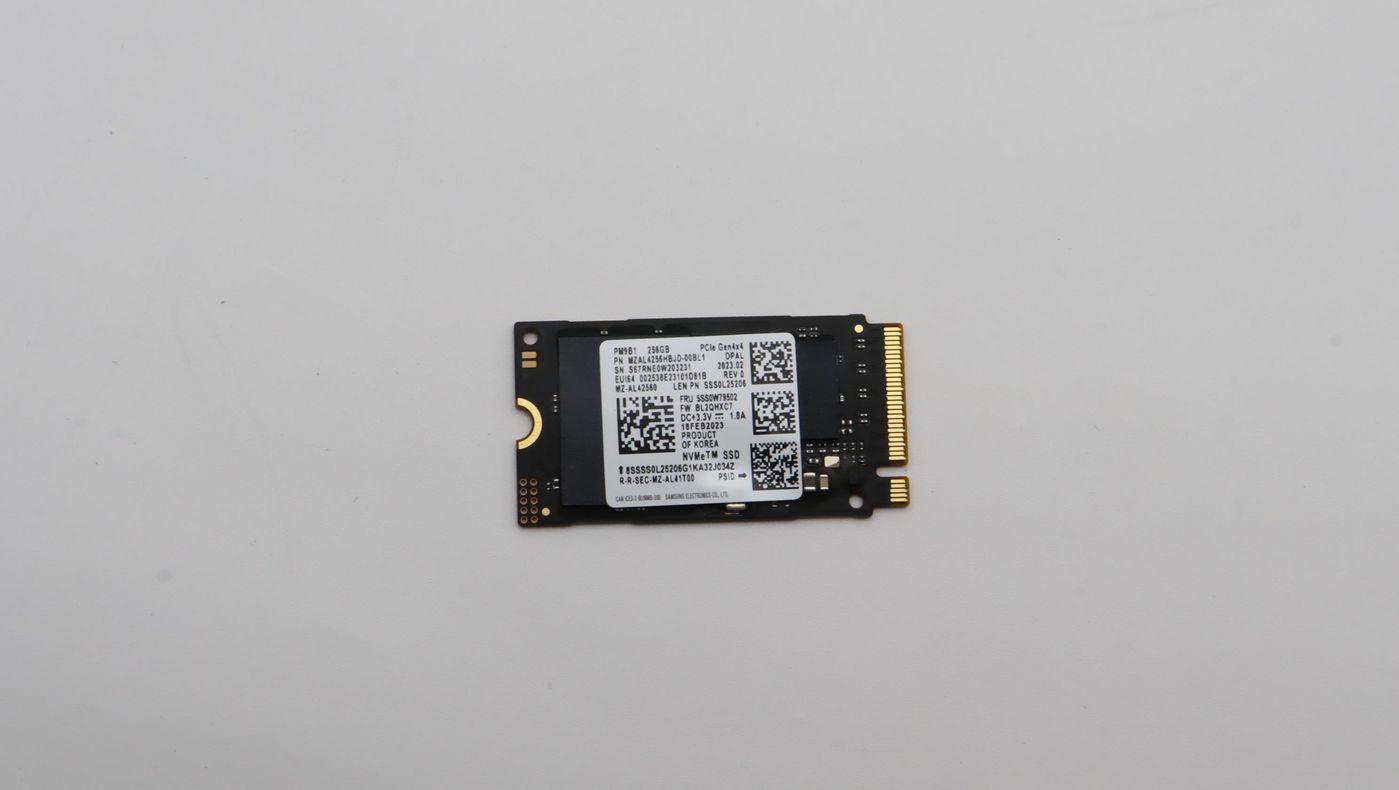 Lenovo M.2 2242 – 256 GB, PCIe 4.0 NVMe
