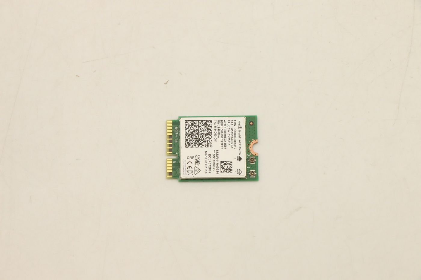 Lenovo FRU5W10V25811 – PCIe Wireless-Adapter – Wi-Fi 6E (2,4/5/6 GHz), AX211