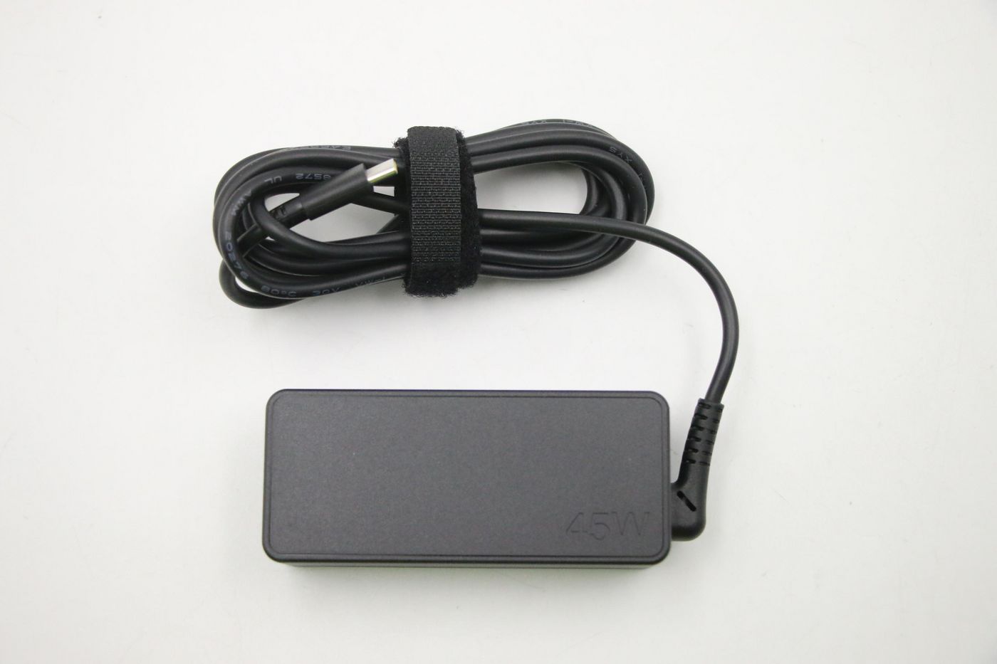 Lenovo 00HM663 Netzteil 45 W – 20 V/2,25 A – für Lenovo-Laptops