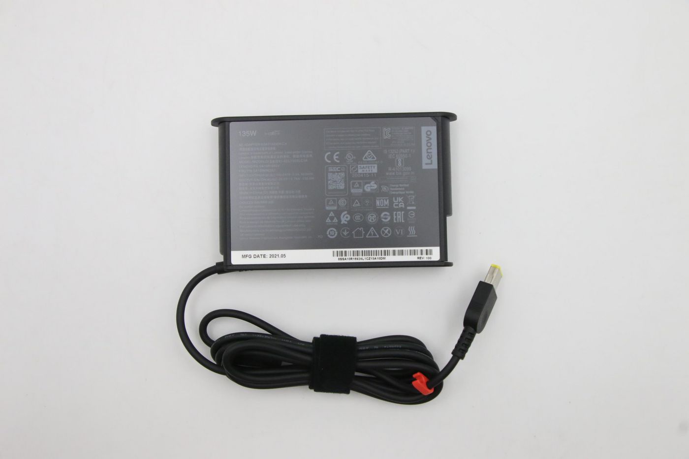 Lenovo Netzteil 45 W – für ThinkPad-Laptops