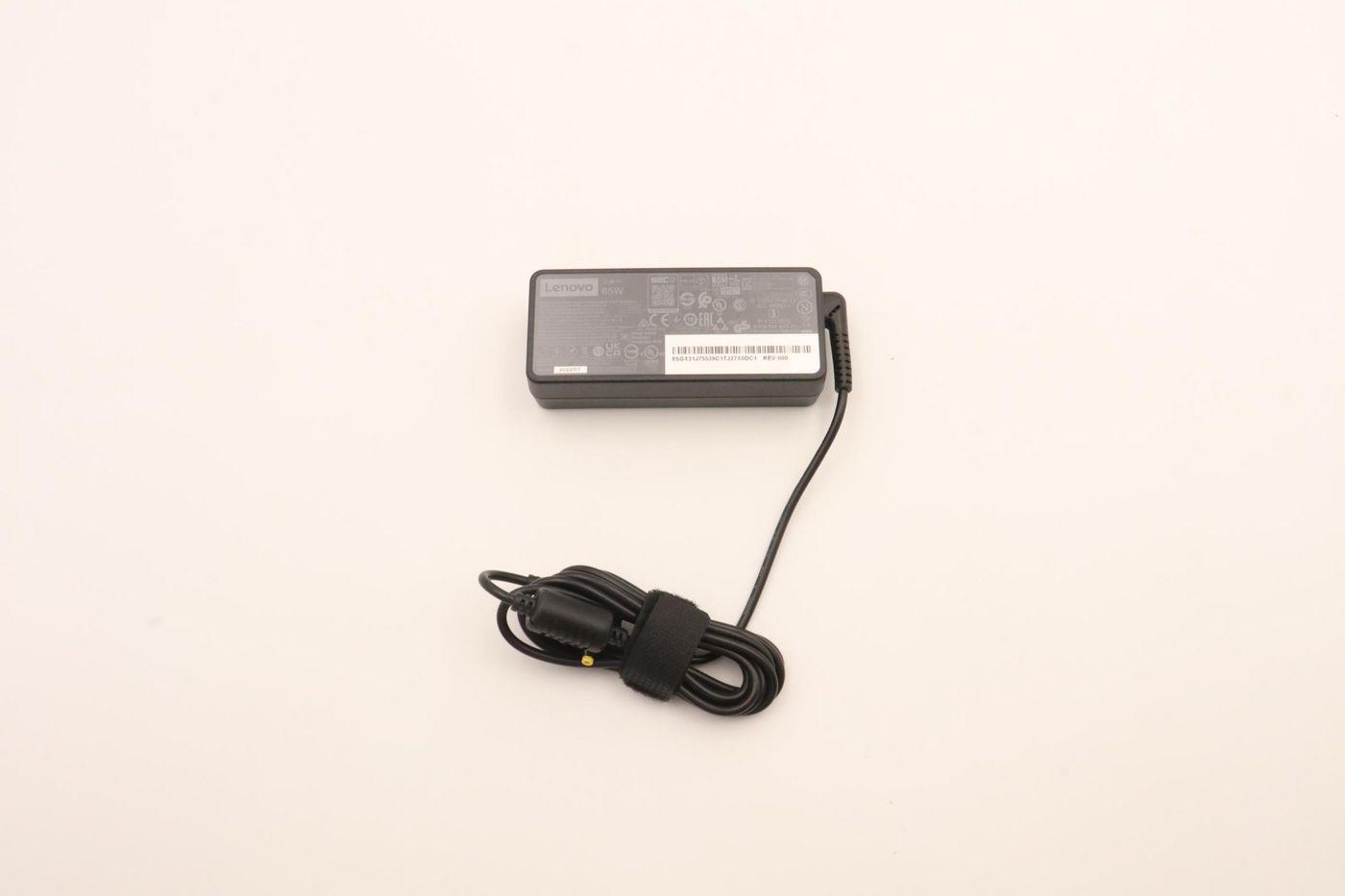 Lenovo 5A11H02883 Netzteil 65 W – 20 V/3,25 A – für Laptop – Schwarz
